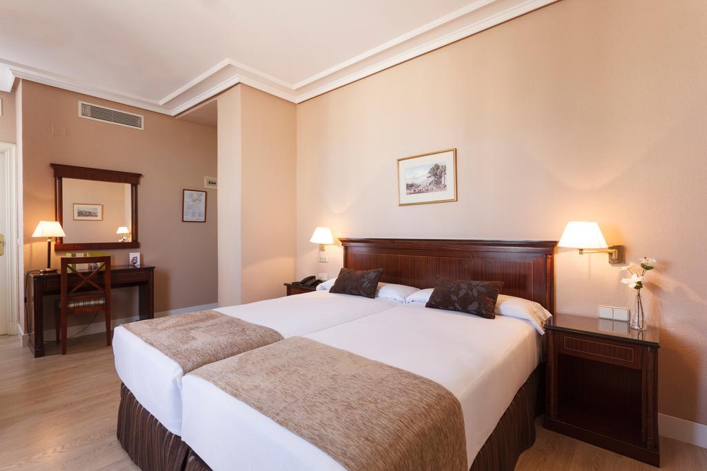 Room Mate Macarena, Madrid Gran Via エクステリア 写真