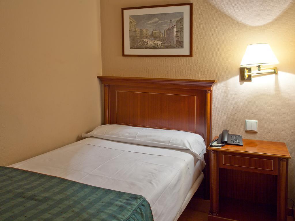 Room Mate Macarena, Madrid Gran Via 部屋 写真